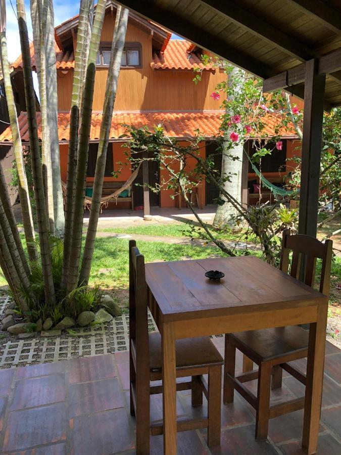 Chales Solana Localizados 50 Metros Do Mar Garopaba Luaran gambar